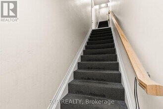 52 Champagne Ave S in Ottawa, ON - Building Photo - Building Photo