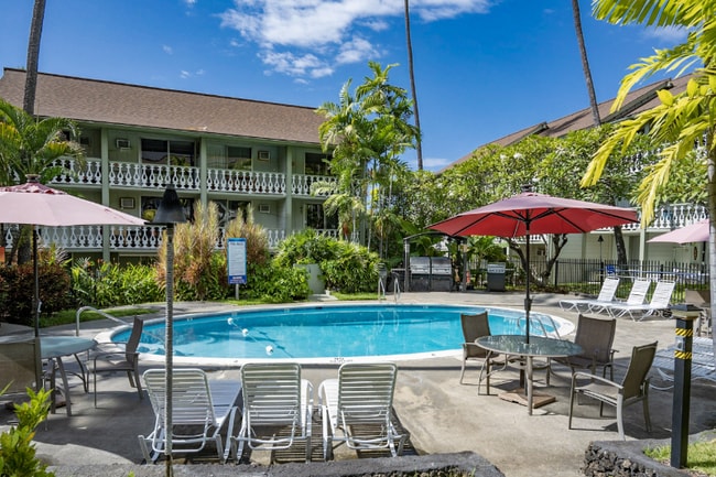 75-5776-5776 Kuakini Hwy in Kailua Kona, HI - Building Photo - Building Photo