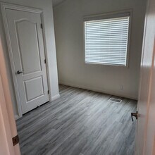 1607 Walton St in Oceanside, CA - Foto de edificio - Building Photo