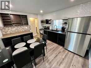 600 Park St W in Windsor, ON - Foto de edificio - Building Photo