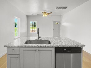 1705 SW Washington Ave in Lawton, OK - Building Photo - Building Photo