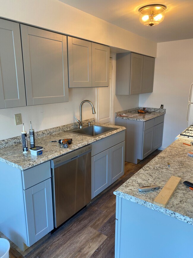 6 Colonial Rd, Unit 48 in Beacon, NY - Foto de edificio - Building Photo