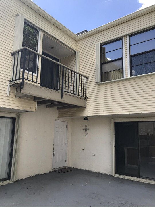 1625 Shaker Cir in Wellington, FL - Building Photo