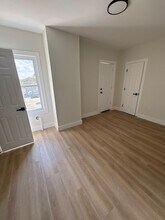 49 Rosehill Pl, Unit 2 in Irvington, NJ - Building Photo - Building Photo