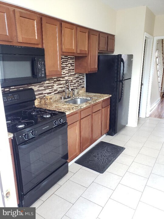 3553 Lyndale Ave Photo