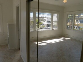 326 W 5th St in Long Beach, CA - Building Photo - Other