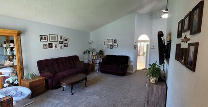 2373 Dawn Way in Fairfield, CA - Building Photo - Building Photo