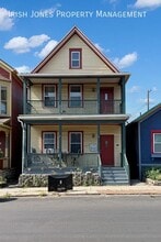 32 Elmwood Ave in Buffalo, NY - Building Photo - Building Photo