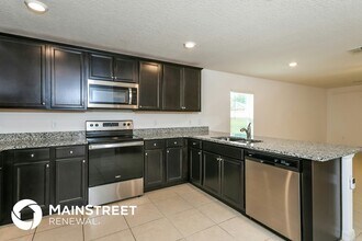 1696 Gopher Tree St in Mascotte, FL - Building Photo - Building Photo