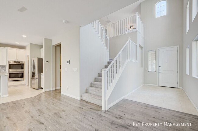 10001 Desert Bighorn Ct in Las Vegas, NV - Building Photo - Building Photo