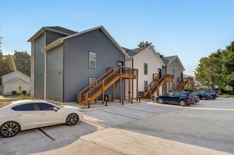 319 S Florence Ave, Unit A in Springfield, MO - Building Photo - Building Photo