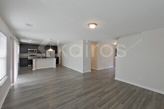 105 Colonial Wy in Springfield, GA - Foto de edificio - Building Photo