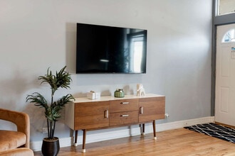 109 S Paulina St in Chicago, IL - Building Photo - Building Photo