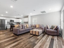 2819 Alabama Ave in Dallas, TX - Building Photo