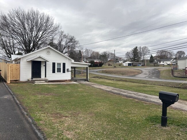 property at 703 Gray Station Rd