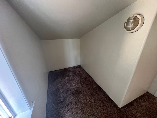 173 NE Hwy 20 in Toledo, OR - Building Photo - Building Photo