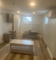 68 Marathon St, Unit C in Arlington, MA - Building Photo