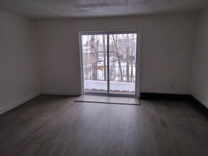 7-9 Irene St in Lewiston, ME - Foto de edificio - Building Photo