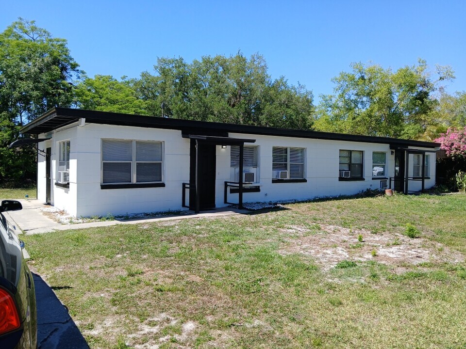 545 County Rd 419 in Chuluota, FL - Building Photo
