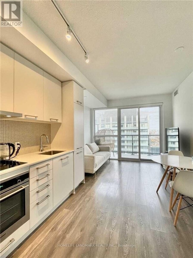 property at 87-4187 Peter St