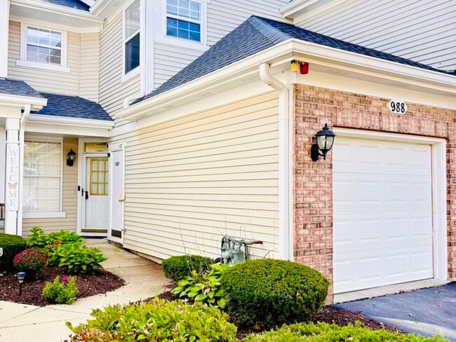property at 988 Sheridan Cir
