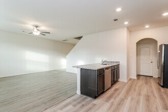 23135 Shakespeare Dr in Magnolia, TX - Building Photo - Building Photo