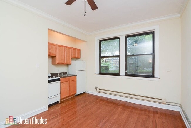 4552 N Damen Ave, Unit A02C in Chicago, IL - Building Photo - Building Photo