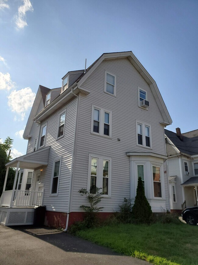 46 Lincoln St Rentals in Malden, MA