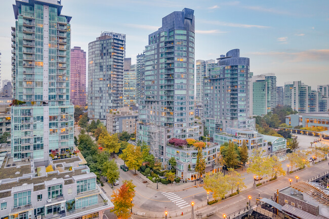 Bauhinia in Vancouver, BC - Building Photo - Building Photo