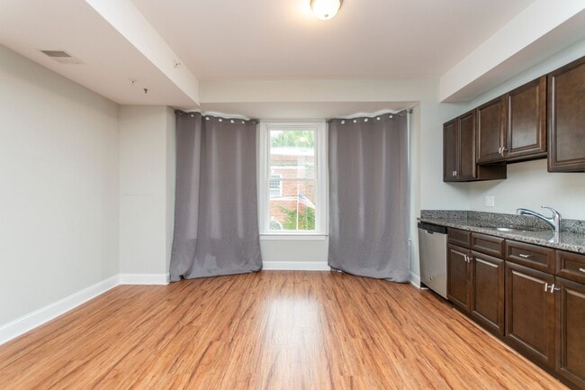 1222 N 7th St in Philadelphia, PA - Building Photo - Building Photo