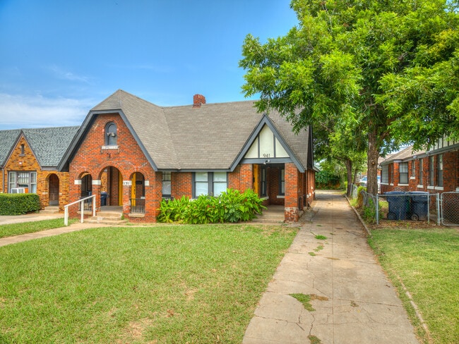 property at 941 NE 16th St
