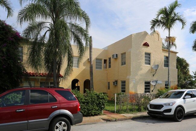 201 Lytton Ct in West Palm Beach, FL - Foto de edificio - Building Photo