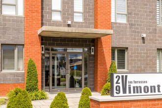 29 Bellerose Boul E in Laval, QC - Building Photo - Building Photo