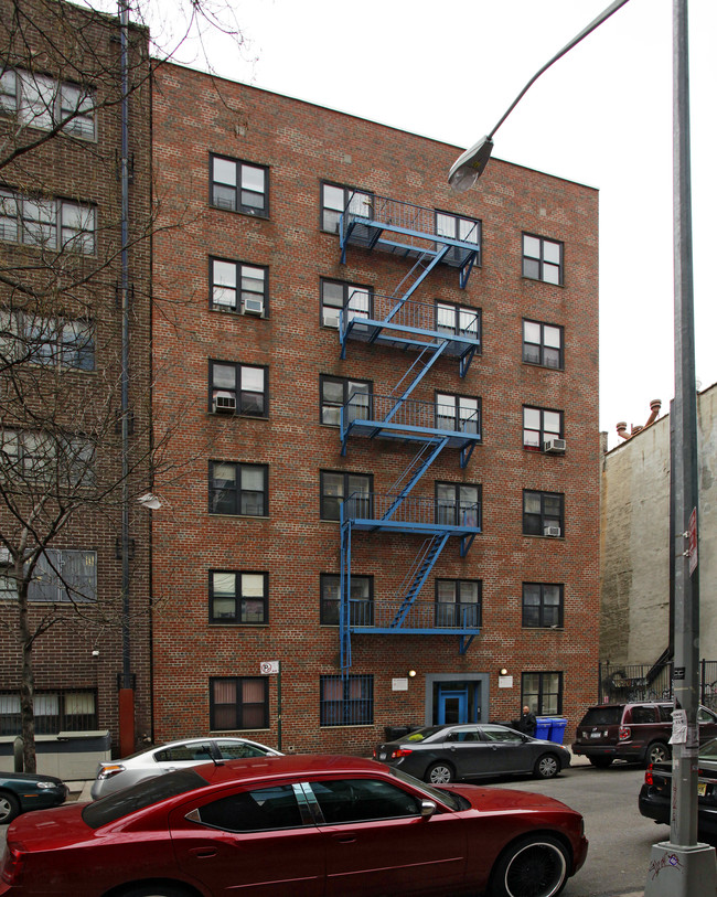 280 E 3rd St in New York, NY - Building Photo - Building Photo