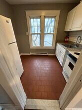 657 Myrtle Ave, Unit 2nd Floor in Albany, NY - Building Photo - Building Photo