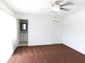 4225 Turnberry Cir in Greenacres, FL - Building Photo - Building Photo