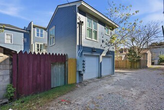 309 Lorch St in Savannah, GA - Foto de edificio - Building Photo