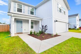 4932 Valor Ct in Pace, FL - Foto de edificio - Building Photo