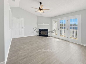 107 Pelham Square Way in Greer, SC - Building Photo - Building Photo