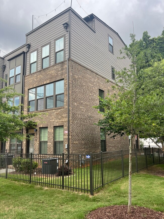 310 Music Hall Way in Charlotte, NC - Building Photo - Building Photo