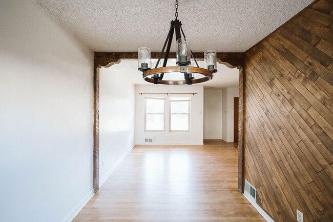 1405 San Carlos Rd SW in Albuquerque, NM - Building Photo - Building Photo