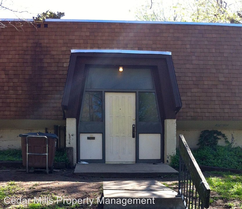1626 N Holyoke St in Wichita, KS - Building Photo