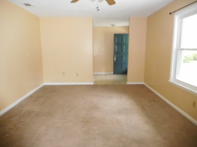 1063 Ricade Dr in Hinesville, GA - Building Photo - Building Photo