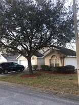 171 Pine Cone Dr in Davenport, FL - Building Photo