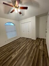 1502 Summit Dr in Laredo, TX - Building Photo - Building Photo