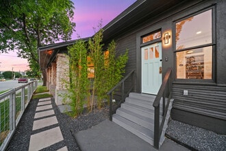 540 Adams St, Unit 2 bed Adams in San Antonio, TX - Foto de edificio - Building Photo