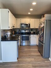 1954 Lindsay Ln, Unit Brentwood beauty in Ann Arbor, MI - Building Photo - Building Photo