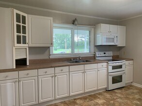 1983 Peppers Ferry Rd NW in Christiansburg, VA - Building Photo - Building Photo