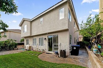 28654 Silverking Trail in Santa Clarita, CA - Building Photo - Building Photo
