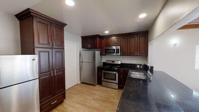 5473 Maisel Way in San Diego, CA - Building Photo - Building Photo